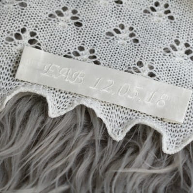 Shawl personalisation