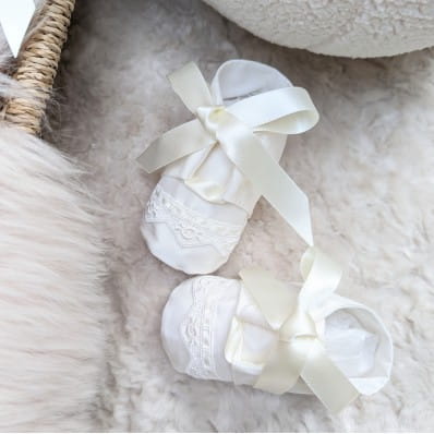 Vienna booties - ivory